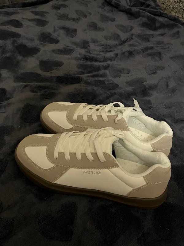 Лифчик, футболка, кофта, блузка, платья, трусы, кроссовки 7