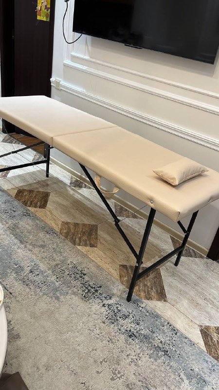 Кушетка светло-бежевая новая 4