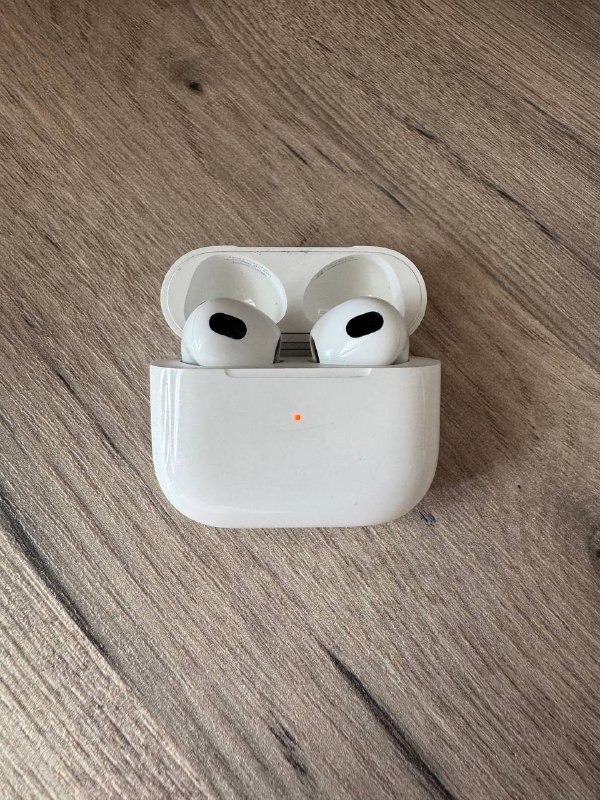 AirPods в идеальном состоянии