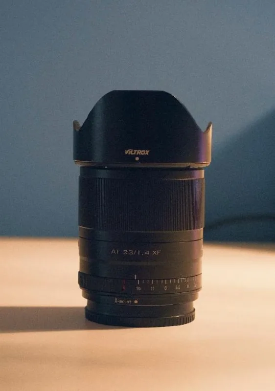 Объектив Viltrox 23mm f/1.4 для Fujifilm X-Mount