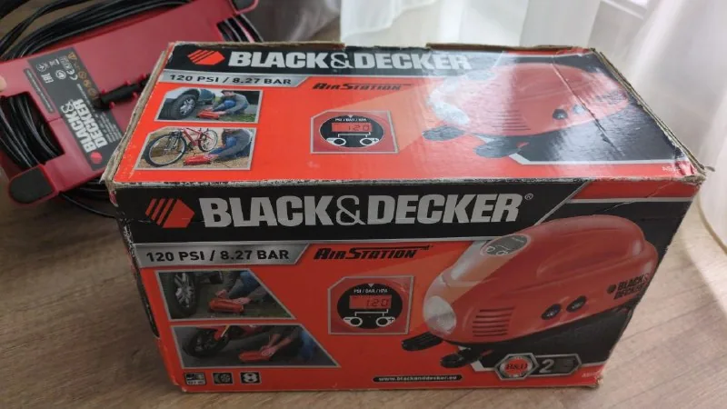 Автомобильный компрессор Black&Decker ASI200