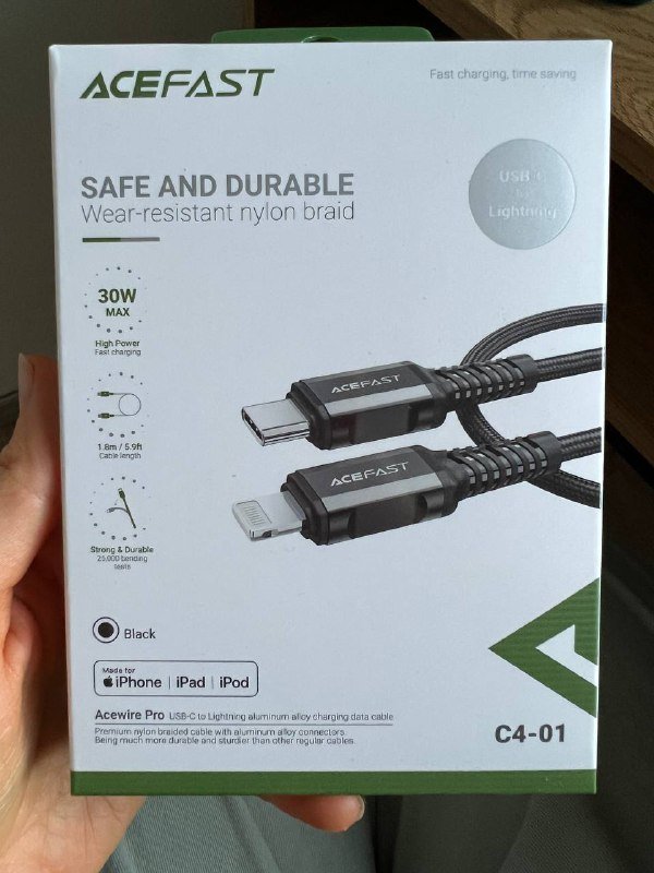 Кабель usb-c - lightning новый запакованный