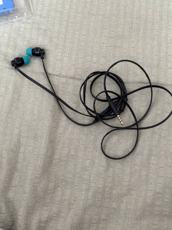 ssd m2 1TB, ssd 2.5 256gb, видеокарта GTX 1070TI, процессор intel core i5 12400f, процессор ryzen 7 3700x, клавиатуры, наушники, мышки, веб-камеры, микрофоны 7