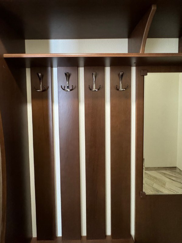 Прихожка с зеркалом, дерево бук 2