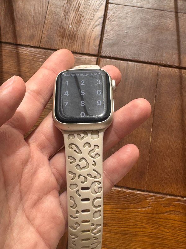 Apple Watch 7 41 с ремешком и зарядкой 2