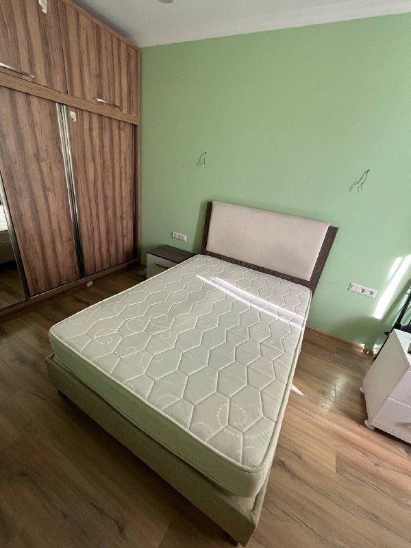 кровать с матрасом 140х190 гостиничного образца 3