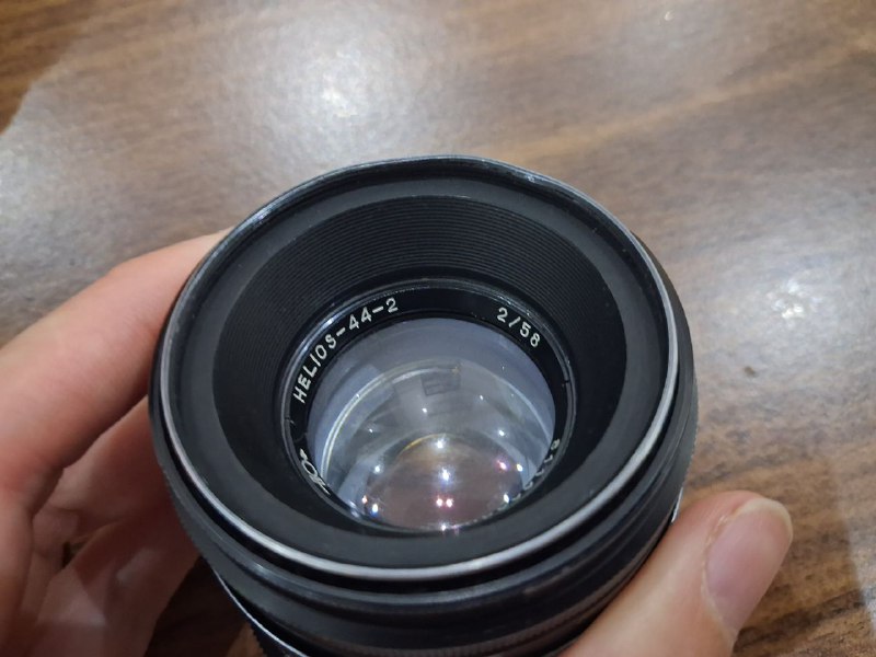 Фотоаппарат Canon EOS550D, объектив Zenit helios 44-2 2