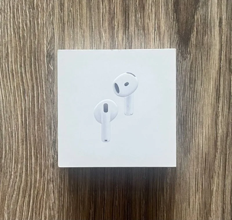 Apple AirPods 4 ANC 1