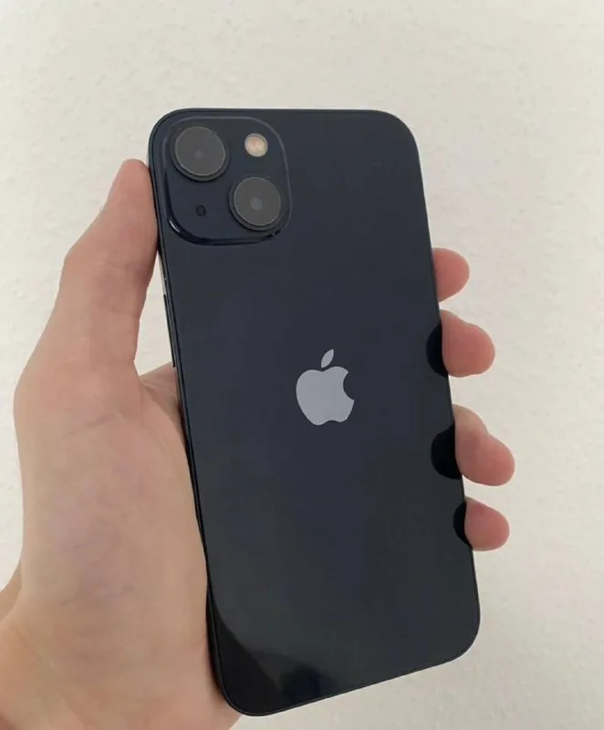 iPhone 13 128 ГБ черный 1