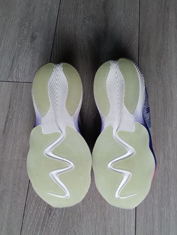 Новые оригинальные кроссовки New balance 36-36,5 2