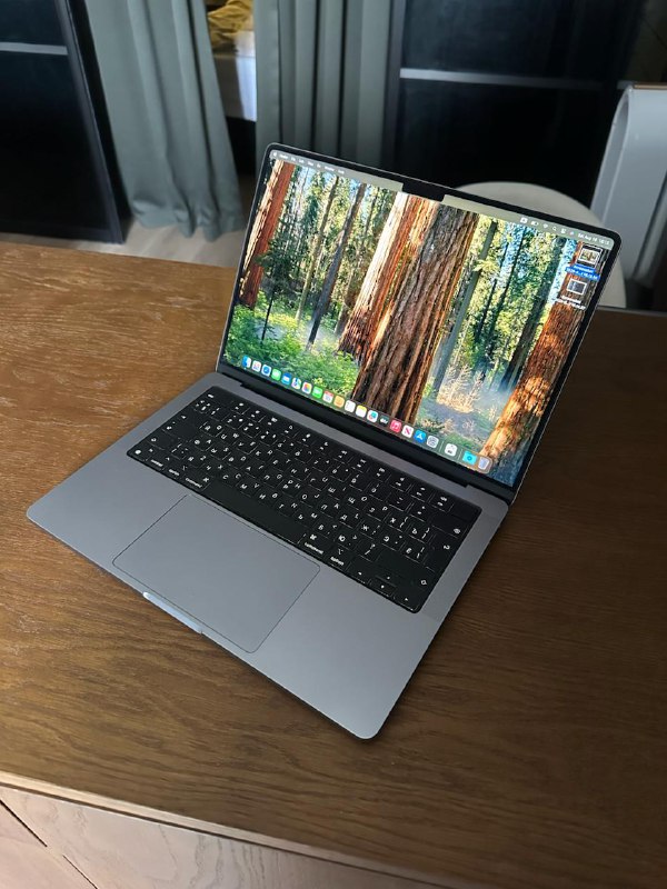 Macbook M1 Max 32GB 512GB RU keyboard 1