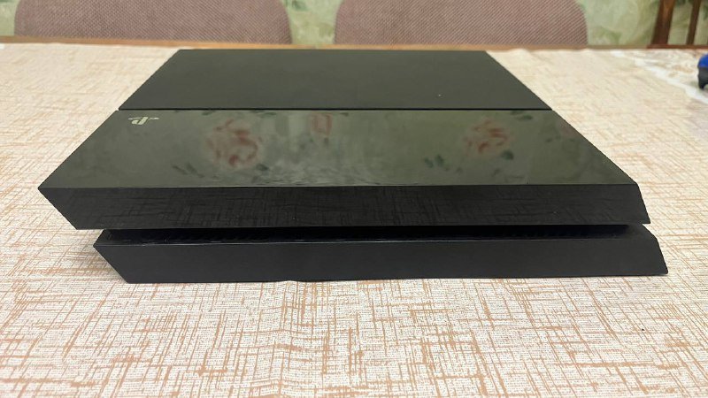 Игровая приставка PS4 fat, геймпад, игра Just Dance 2