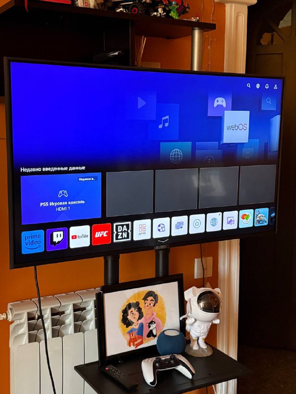 Телевизор LG 43UQ81003LB 43 дюйма 4К Smart-TV с подставкой 2