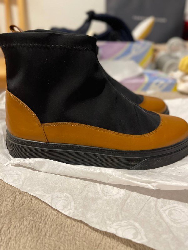 Обувь коричневые кожаные, черные кожаные