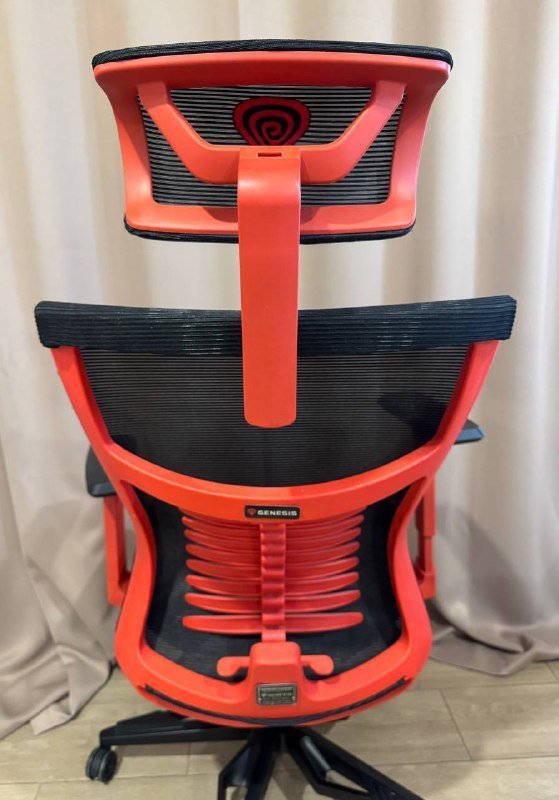 Компьютерное кресло Genesis Astat 700 3