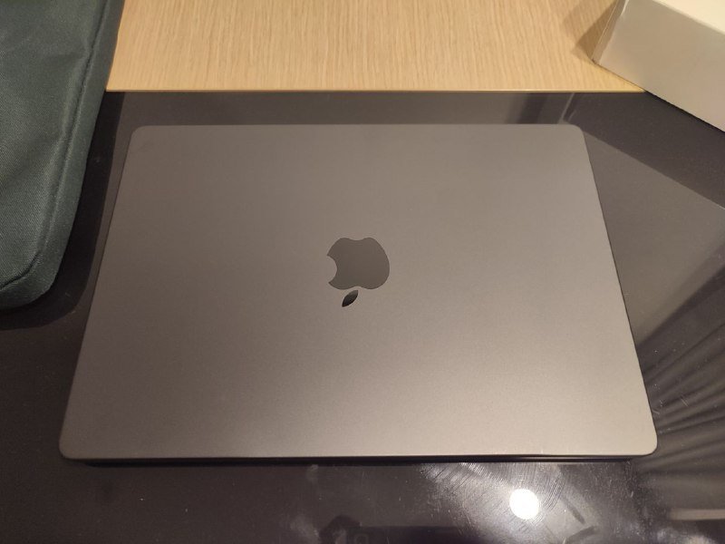 MacBook Pro 14" M4 16 Gb 1 Tb Space Black 3