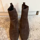 Замшевые ботильоны Zara 2