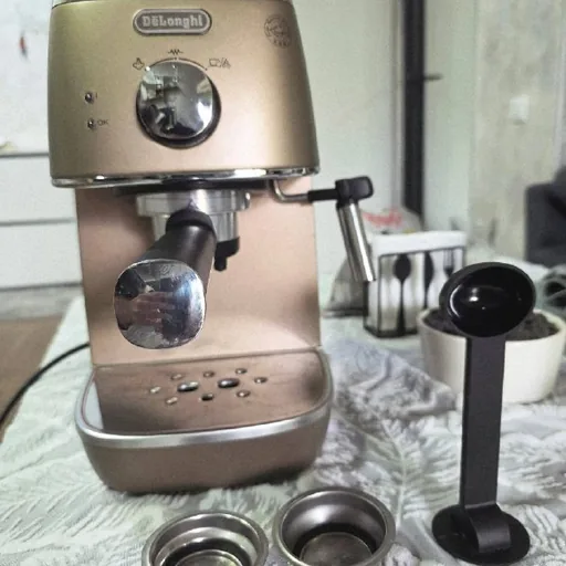 Кофемашина DeLonghi