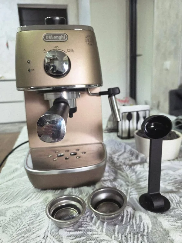 Кофемашина DeLonghi