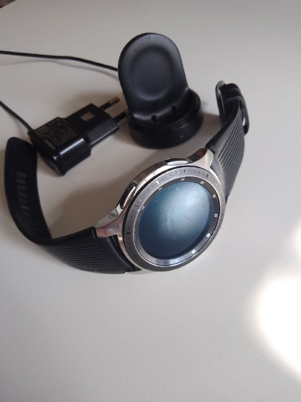 Смарт-часы Samsung Galaxy watch