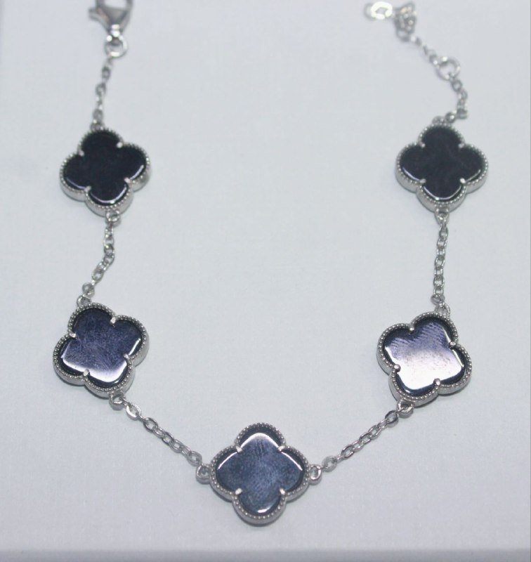 Серебряные браслеты Van Cleef с клевером разных цветов и размеров 2