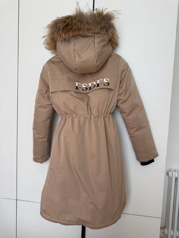 Новый пуховик парка размер S 150-160 см 2