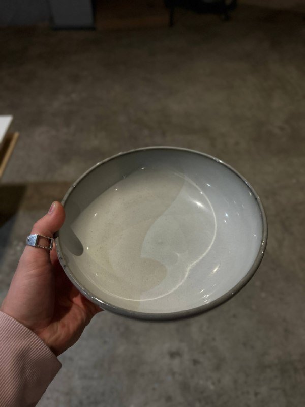 Круглые и овальные тарелки