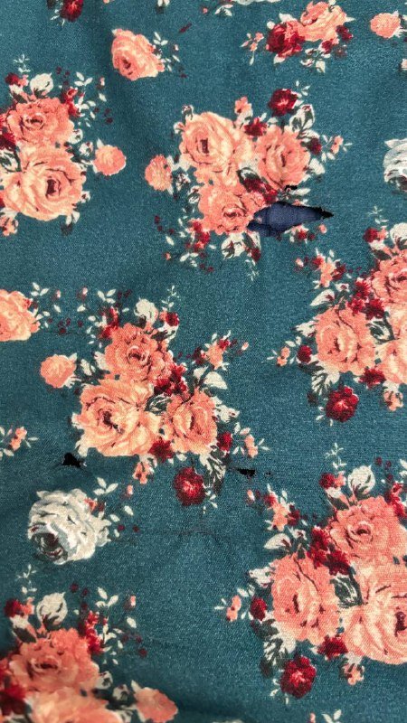 Пододеяльник, простынь с дырками, две наволочки 2