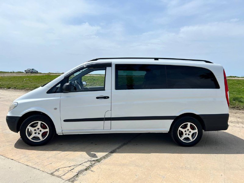 Mercedes Vito 2.2 CDI 2010 года 3