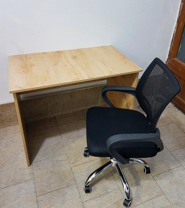 Кресло офисное, стол компьютерный 1