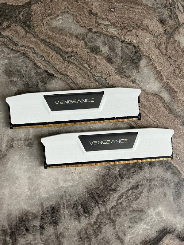 Оперативная память Corsair Vengeance DDR5 64GB 5600 MHz 2