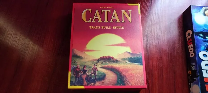 Cluedo, Catan, Splendor, Mantis, Uno, Memory Chess 3