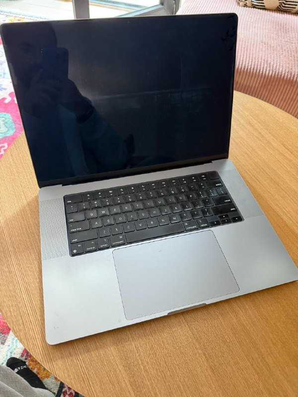 MacBook Pro 16” M1 Pro 16GB 1TB Space Gray 2