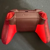 Xbox და PS5 DualSense კონტროლერები 2