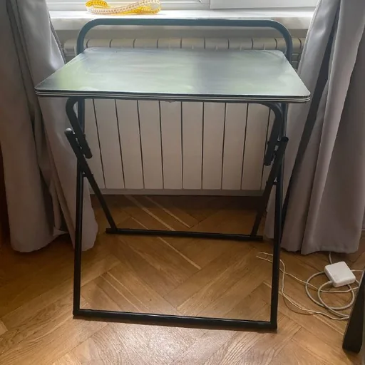 Foldable black working desk