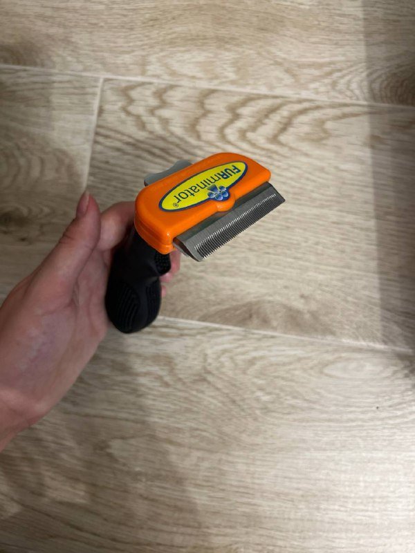 Вычесыватель шерсти для кошек и собак