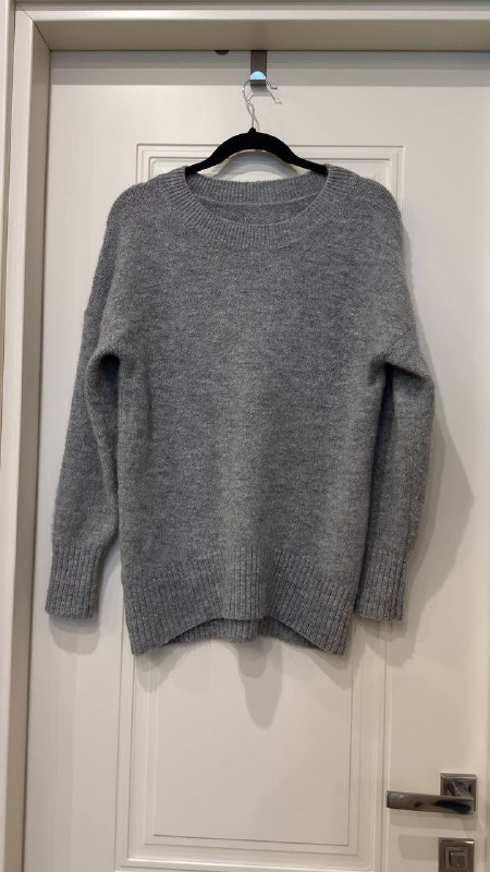 Серый свитер, юбка, тренч, сумка 2