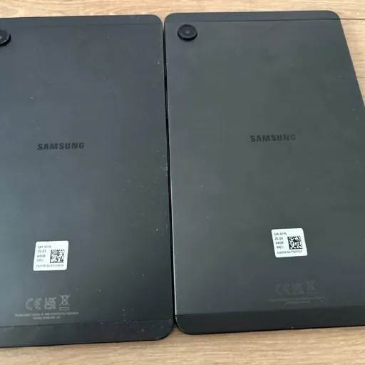 2 планшета Samsung