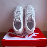 Кроссовки Nike Air Max Moto 2K 3