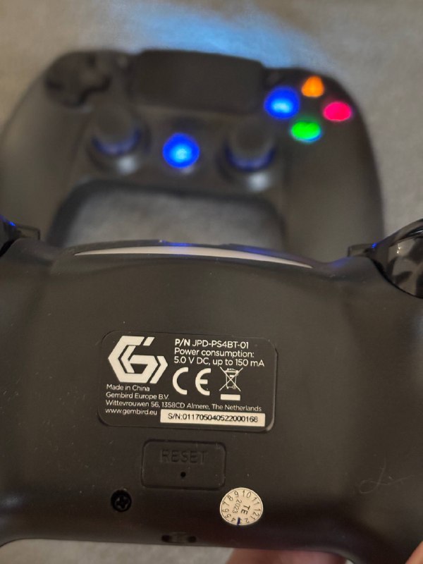 Беспроводной контроллер Gembird JPD-PS4BT-01 для PS4 и ПК 2
