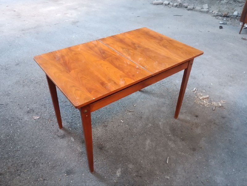 Стол раскладной, консоль, тумбочка, кресло компьютерное, зеркало, пылесос, удлинитель 2