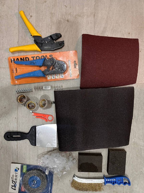 Строительный инструмент набор наждачная бумага шпатель клещи щетка