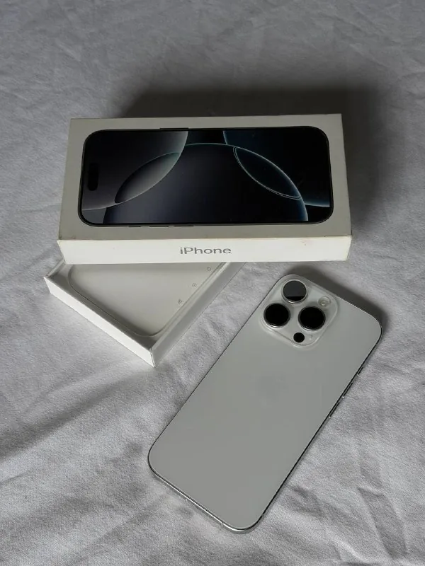 iPhone 16 Pro — 256 GB 1