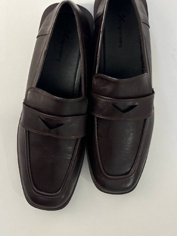 Женские лоферы новые 39-40 размер