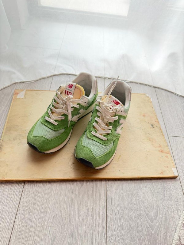Женские кроссовки New Balance 574
