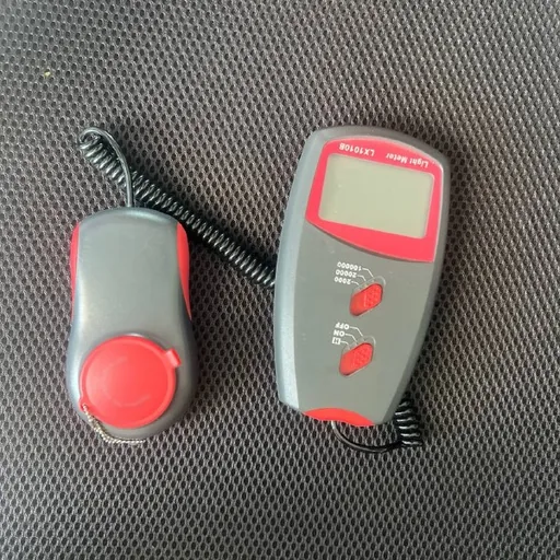 Light meter, люксометр