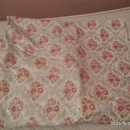 Детские маски, транспортные карты, клеёнка