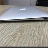MacBook Air 11 4