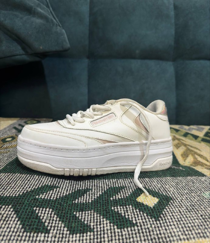 Кроссовки Reebok Daytona, Reebok Club C, Guess Lederboots, Puma Cali, Converse, Puma cilia, Nike air max 95 36 размер 2