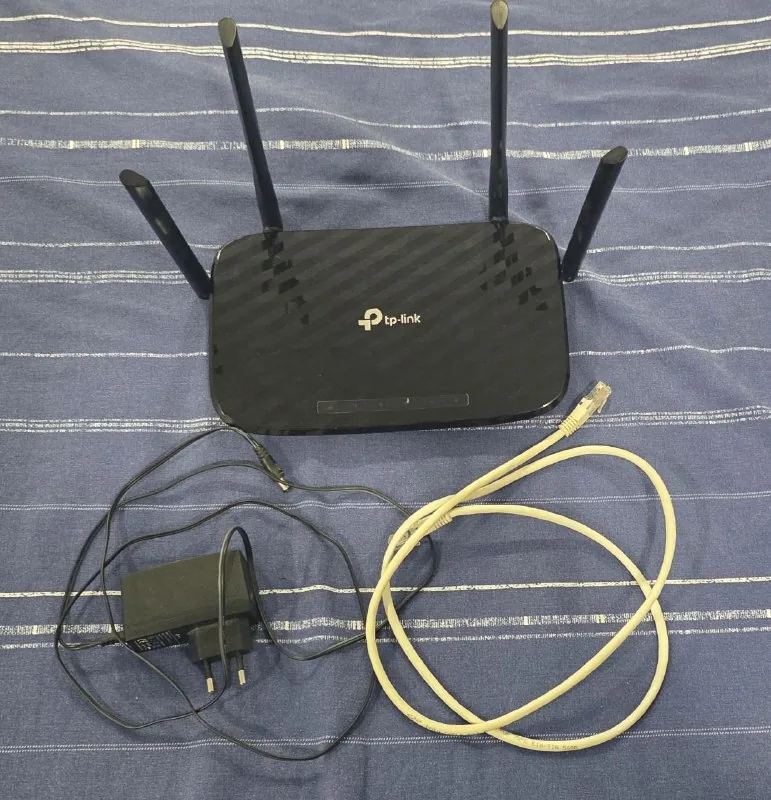 Nintendo Switch, TP-Link Archer C6 AC1200 Wi‑Fi роутер 1